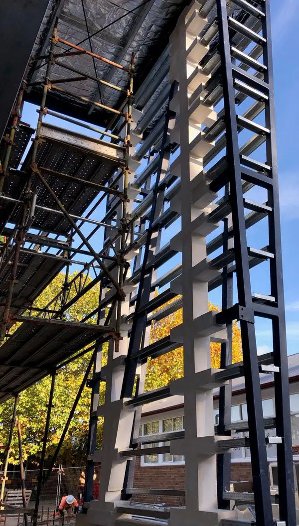 Maxilite-Coat-back-image-